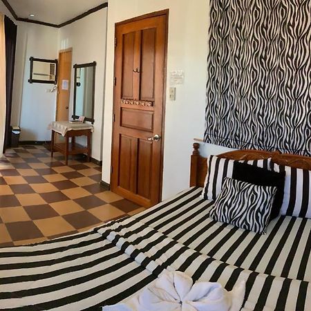Apartelle De Gabrielle Coron Exterior photo