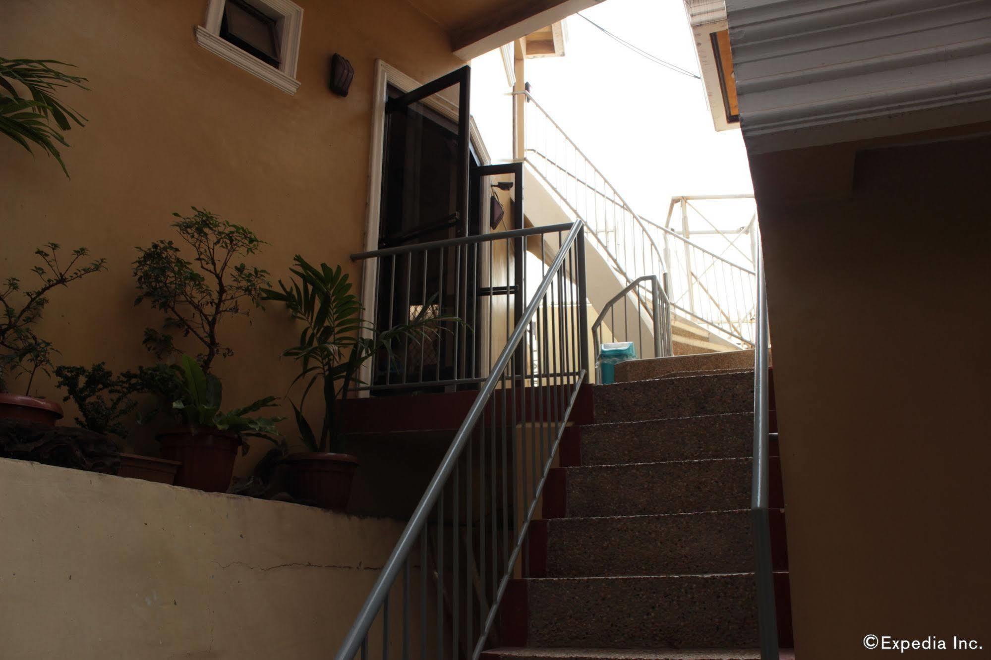 Apartelle De Gabrielle Coron Exterior photo